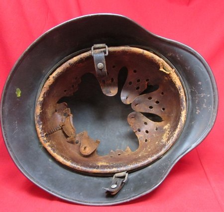  German WWII Army M1935-40 Steel Helmet, ET64 — image 6