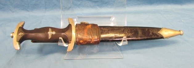  German WWII M1933 SS EM Dagger, A.Schuttelhofer & Co Mfg. — image 2