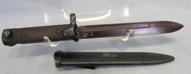  Italian WWII M1938 Folding Blade Cacarno Bayonet & Scabbard — image 5