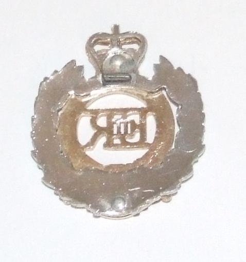 Royal Engineers Cap Badge - QC