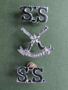 Pakistan Frontier Corps 'SIBI SCOUTS' Cap Badge and Shoulder Titles