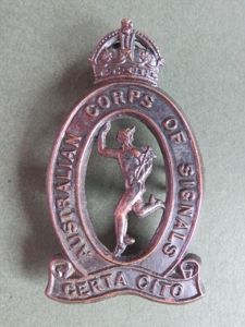 Australia Army 1930-1942 Australian Corps of Signals Cap & Collar Badge