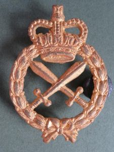 Australia Army Post 1953 Royal Australian Corps of Military Police Cap Badge