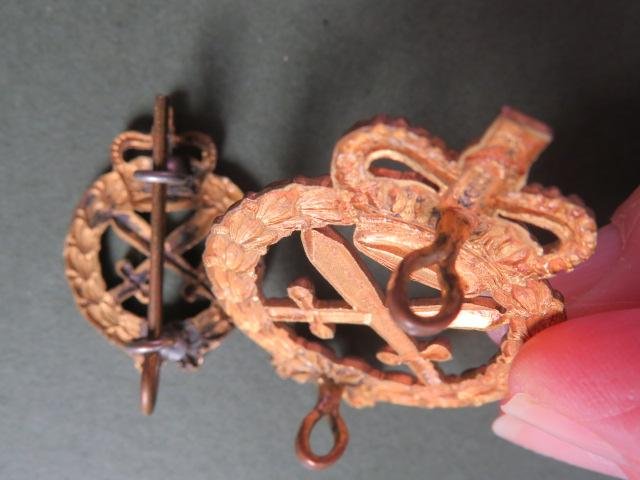 Australia Army Post 1953 Royal Australian Corps of Military Police Cap & Collar Badge