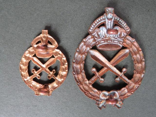 Australia Army 1948-1953 Royal Australian Corps of Military Police Cap & Collar Badge