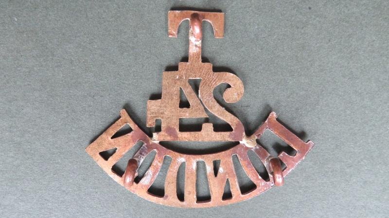 British Army 24th 'LONDON' (County of London ) Territorial Battalion (The Queen's) Shoulder Title