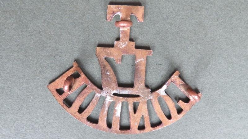 British Army 17th 'LONDON' (County of London ) Territorial Battalion (Poplar & Stepney Rifles) Shoulder Title