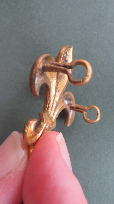 British Army Post 1924 The Manchester Regiment Officers' Cap Badge