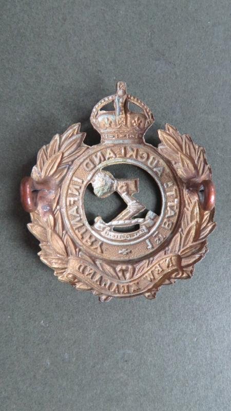 New Zealand Army Post WW1 The Auckland Regiment Cap Badge