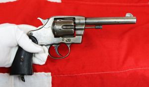 Original & Very Rare Antique Colt Double Action New Navy Revolver, Swing Out Cylinder Model of 1895 Manufactured in 1897 Agentine Contract, One Of Only 5000 Made, And Many Used By The Argentine Cowboy's, The Gaucho's UK Deactivated