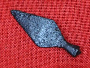 A Superb Condition Relic From the Battle of Agincourt. A Fierce-Some Flesh-Cutter Welsh Longbowman's Arrowhead Designed For Use Against Un-Armoured Men-at-Arms & Horse. Recovered From Azincourt in the 1820's