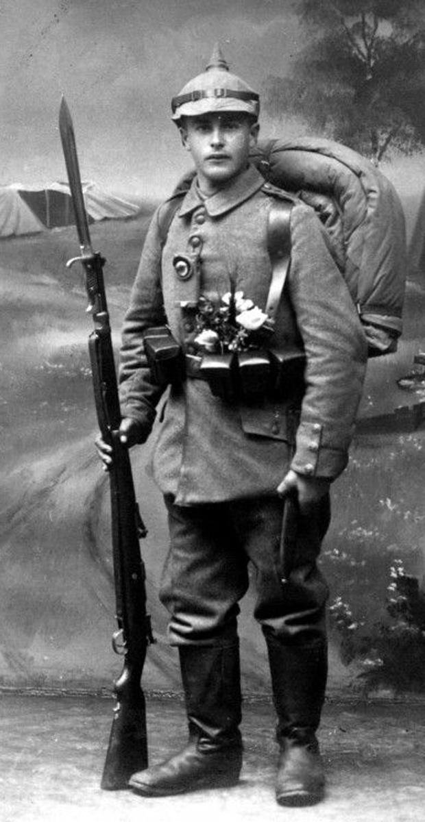 A Superb, German, WW1 Mauser Gew 98 'Butcher' Bayonet