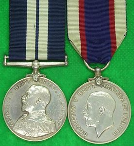 WW1 DISTINGUISHED SERVICE MEDAL & RFR LONG SERVICE, FOR SINKING A SUBMARINE IN THE ATLANTIC OCEAN 11-9-1917