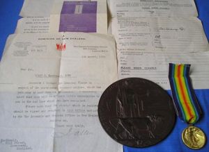 WW1 VICTORY MEDAL & MEMORIAL PLAQUE WITH ORIGINAL DOCUMENTS, 2nd CANTERBURY INFANTRY REGT N.Z.E.F, K.I.A F&F 1-10-1916