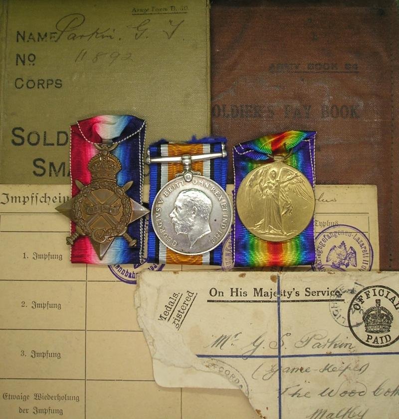 WW1 1914-15 TRIO WITH ORIGINAL PAYBOOK & SMALL BOOK, 8th LINCOLN REGIMENT, PRISONER OF WAR 1915, FROM GRIMSBY / NEWARK