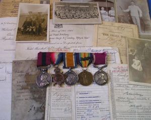 WW1 DCM GROUP WITH MID & LS&GC, B-83rd BDE RFA, FROM COUNTY CORK, WITH ORIGINAL DOCUMENTS, DIVISIONAL GALLANTRY CARD, M.I.D CERTIFICATE & PHOTOGRAPHS