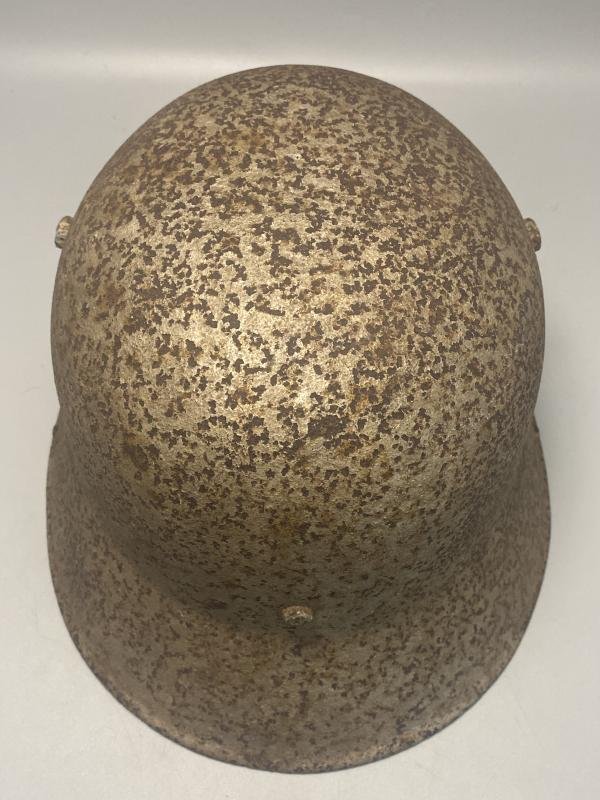 WW1 German Army M16 Helmet — image 5