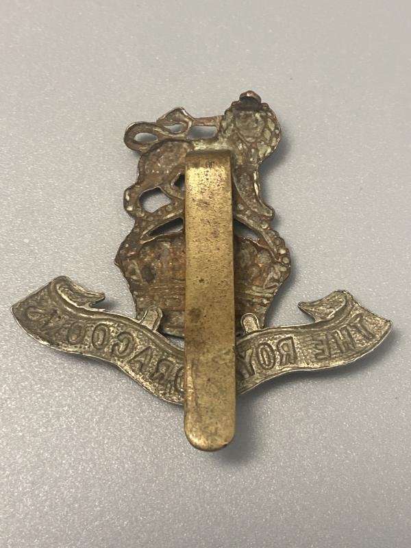 WW1/WW2 The Royal Dragoons Cap Badge — image 2