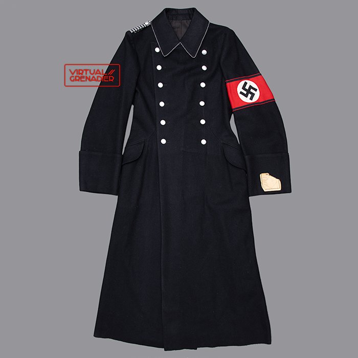 MLN1 Unissued pre-war overcoat for an SS-TV/VT UnterfĂźhrer