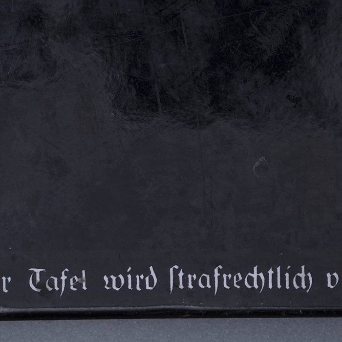 WIB4 Exceptionally nice 'Hier spricht die NSDAP' enameled sign — image 12