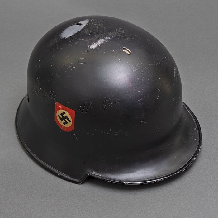 JDE132 Lightweight Feuerschutzpolizei double decal helmet — image 11