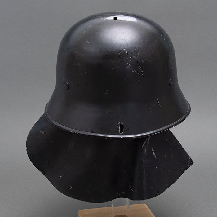 JDE132 Lightweight Feuerschutzpolizei double decal helmet — image 12