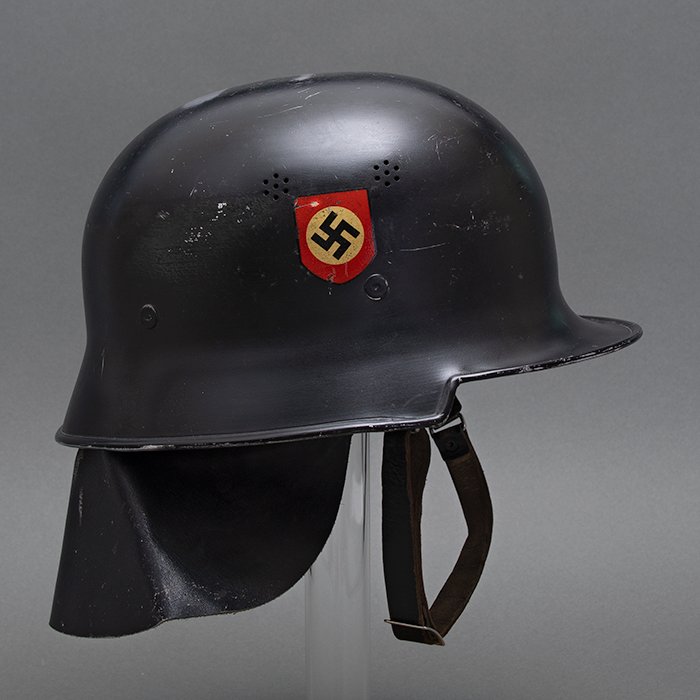 JDE132 Lightweight Feuerschutzpolizei double decal helmet — image 7