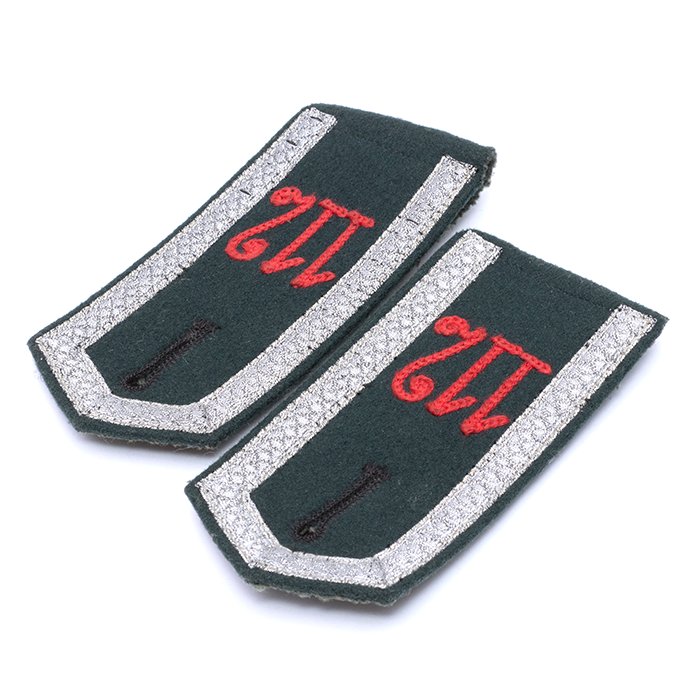 TGA7 Matched pair of pre war Feldbluse shoulder straps for a Heer Unteroffizier in Gebirgs-Artillerie-Regiment 112 — image 3