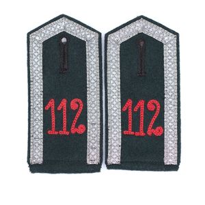 TGA7 Matched pair of pre war Feldbluse shoulder straps for a Heer Unteroffizier in Gebirgs-Artillerie-Regiment 112