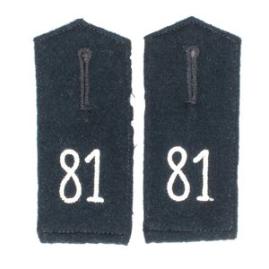 GAA35 Matched pair of prewar Feldbluse style slip on shoulder straps for a Heer Infanterie EM
