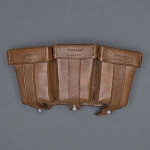 HZ10 Single pre war brown leather 98k cartridge pouch