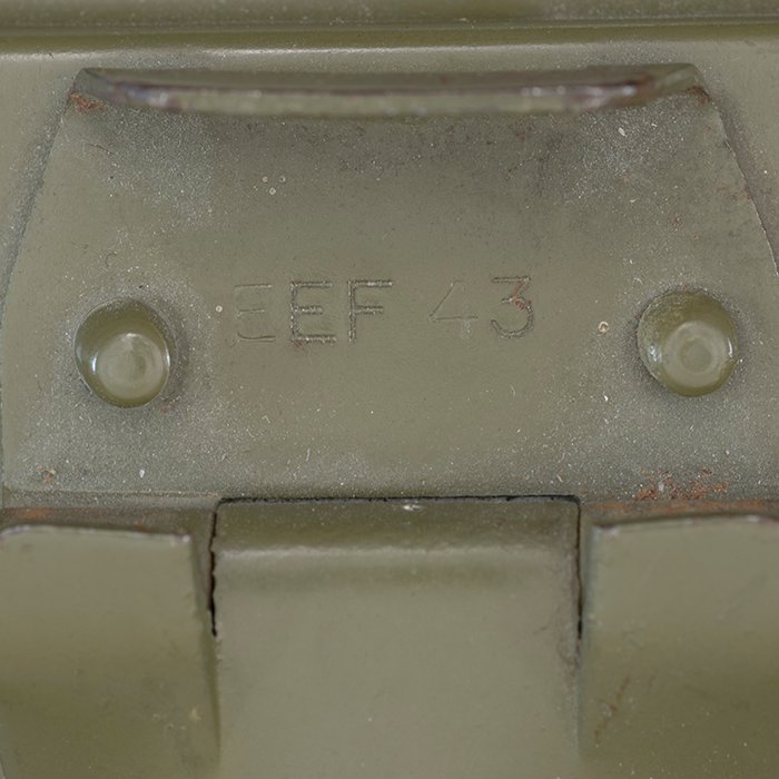 TOA80 Excellent olive painted mess tin — image 4