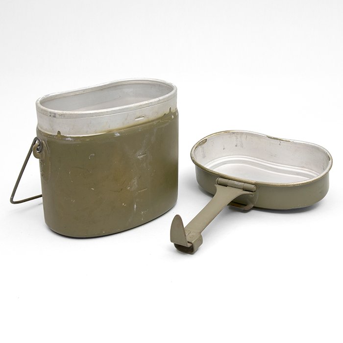 TOA80 Excellent olive painted mess tin — image 5