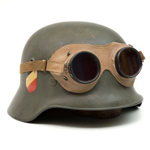 TOA68 Sun and dust goggles with red lenses