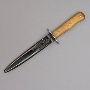 HES95 Excellent fighting knife