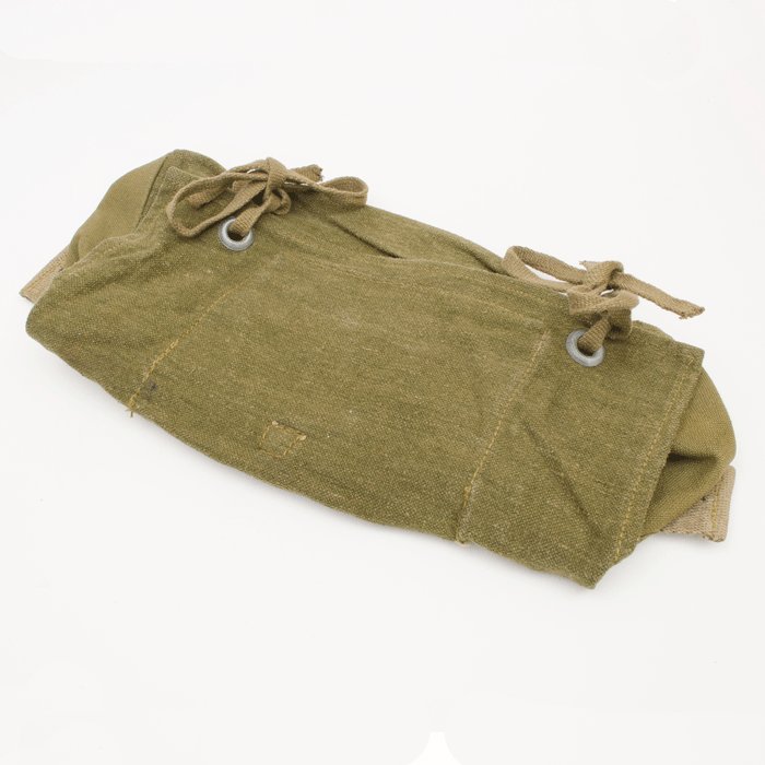HKA10 Unissued A frame battle bag — image 3