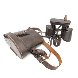 MAA51 Set of pre war 6x30 service binoculars and leather carrying case