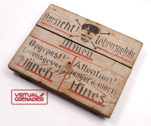 AR021 Wooden minefield warning sign