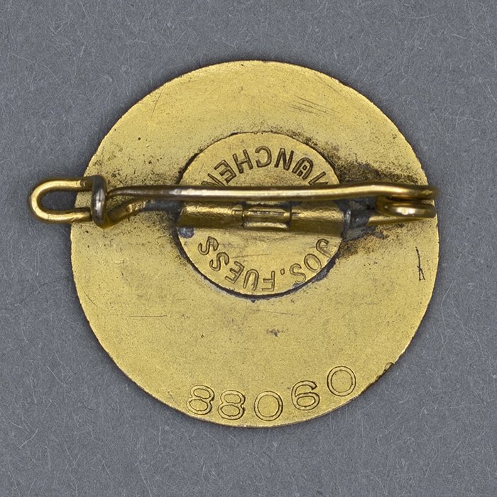 TIP25 Awards, Badges and Membership Documents pertaining to an NSKK-Hauptsturmführer and recipient of the Golden NSDAP Honor Badge — image 10