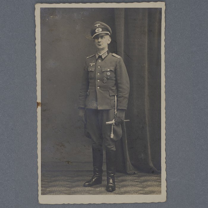 TIP25 Awards, Badges and Membership Documents pertaining to an NSKK-Hauptsturmführer and recipient of the Golden NSDAP Honor Badge — image 27