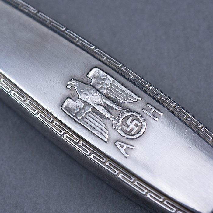HUP33 Large formal dinner knife from Adolf Hitler's personal silver service — image 3