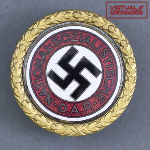 ADM74 Fine Adolf Hitler Presentation Golden Party Badge