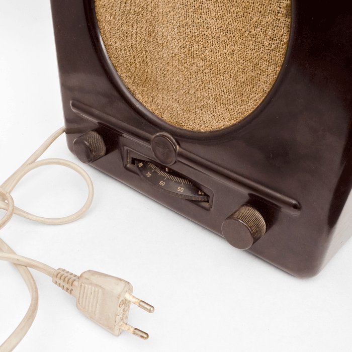 41A20 Deutsche Kleinempfänger DKE 38 Radio — image 3