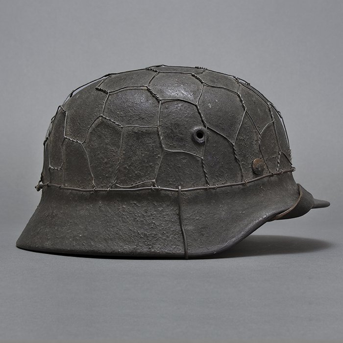 RAS52 Heer M40 single decal rough texture half basket wire camouflaged helmet — image 19