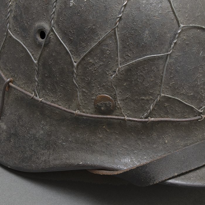 RAS52 Heer M40 single decal rough texture half basket wire camouflaged helmet — image 24
