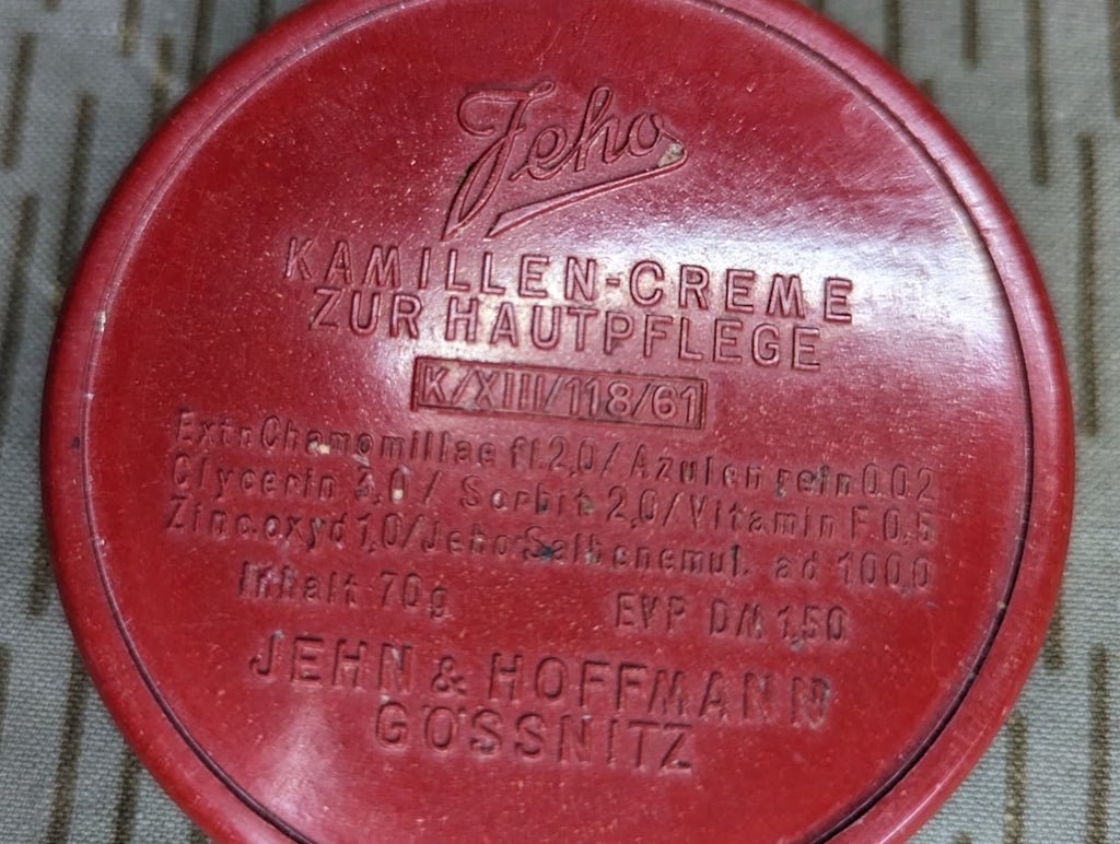 East German Red Bakelite Skin Creme Container — image 5