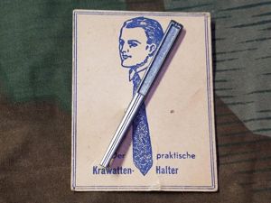 Vintage Tie Clip On Card