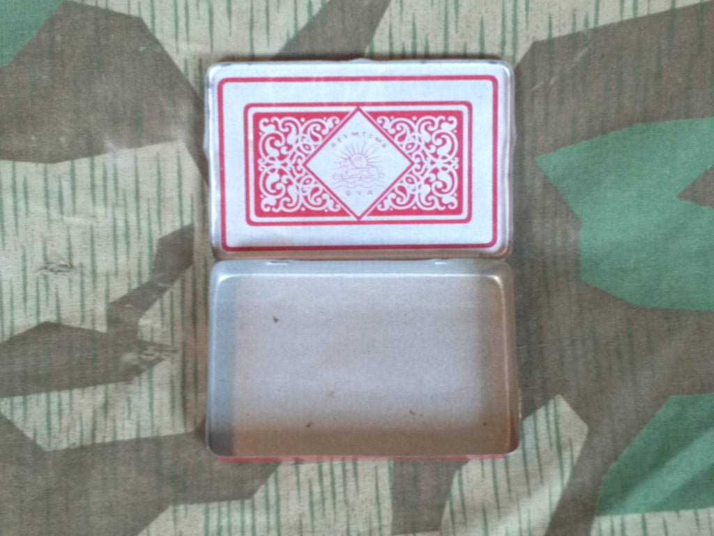 Original Reemtsma Ova 25 Cigarette Tin — image 3