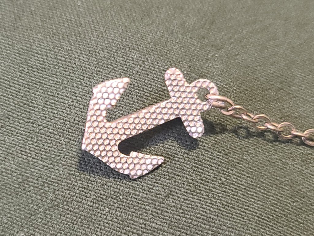 Keep 'Em Sailing Anchor Chain Pin — image 3