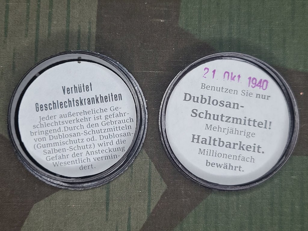 Repro Bakelite Condom Container Dublosan — image 4